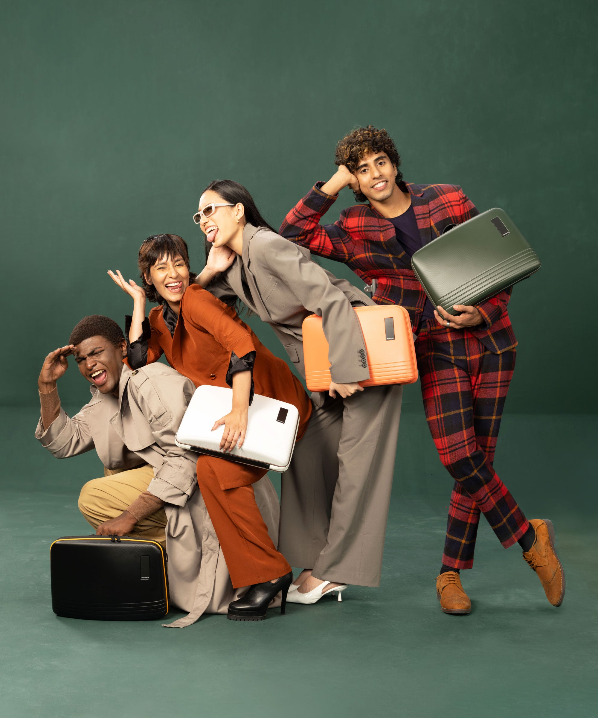 Color_Still Loading Brownray (Limited Edition) | The Hard Shell Briefcase