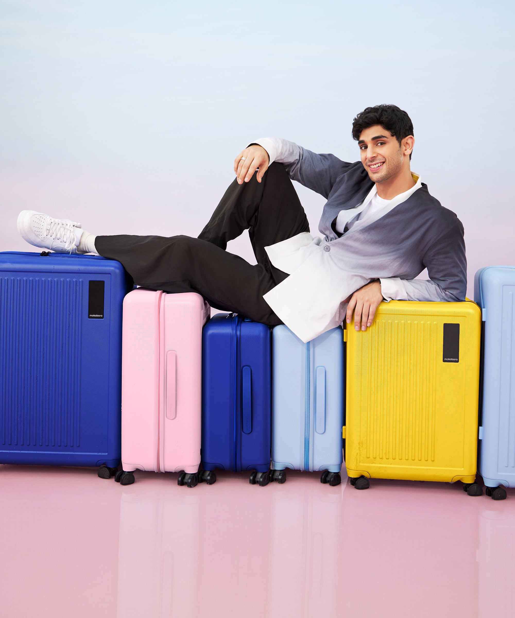 Color_Summer | The Transit Wave - Check-in