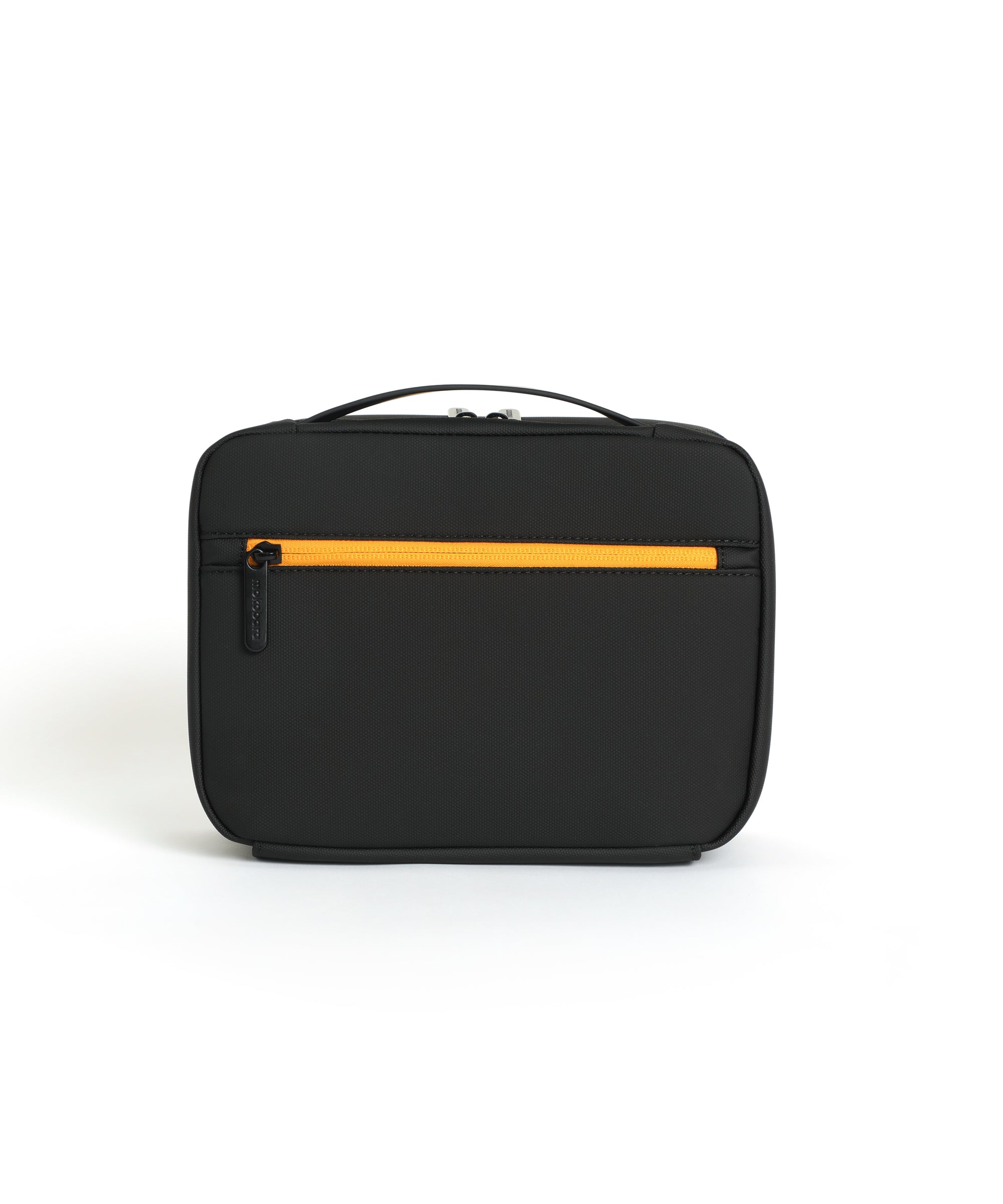 Color_Money Moves | The Hanging Toiletry Bag