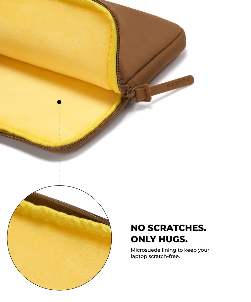 Color_Bear Hug | The Aisle Laptop Sleeve - 14 inch