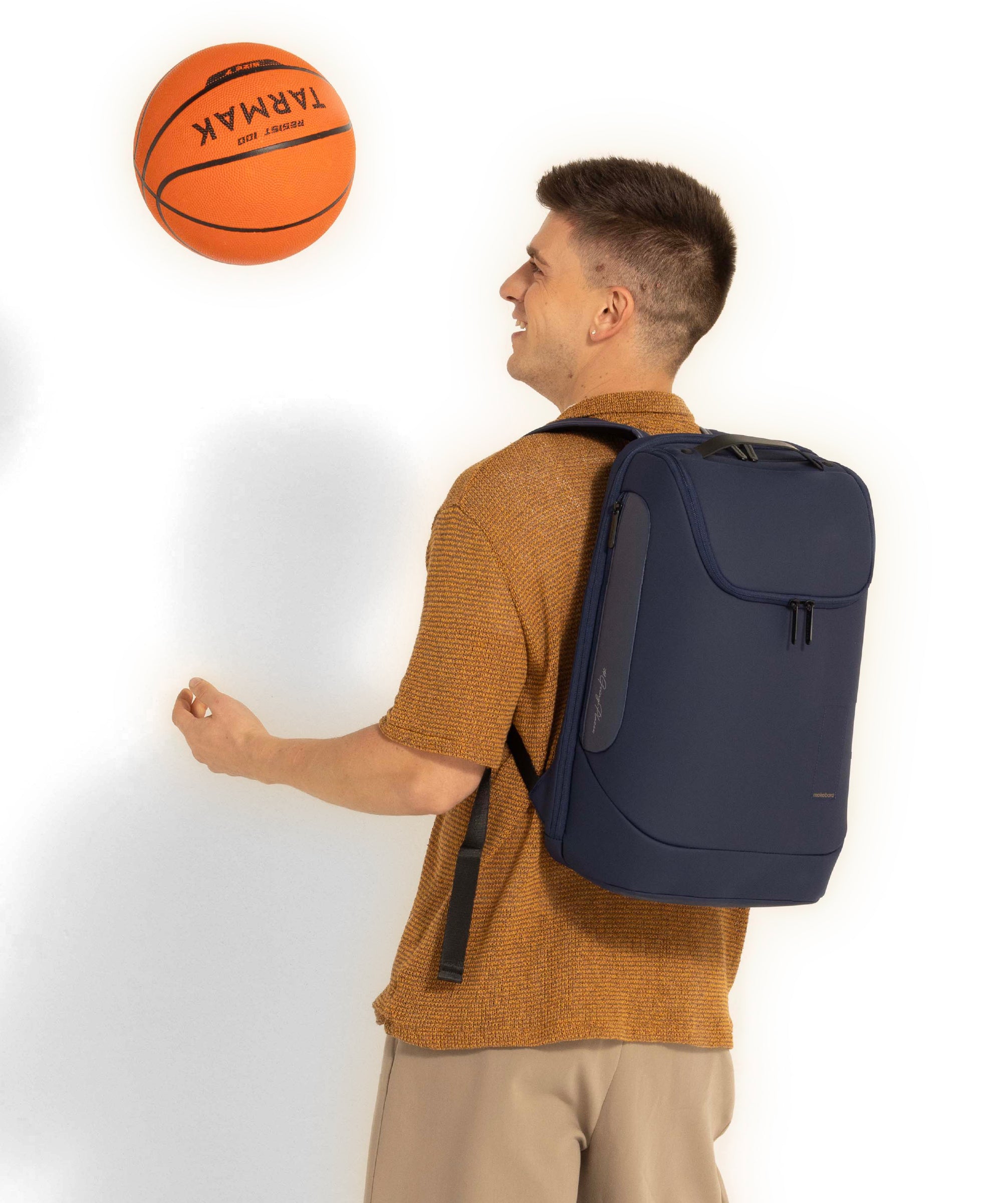 Color_Private Island - 2.0 | The Transit Backpack - 30L