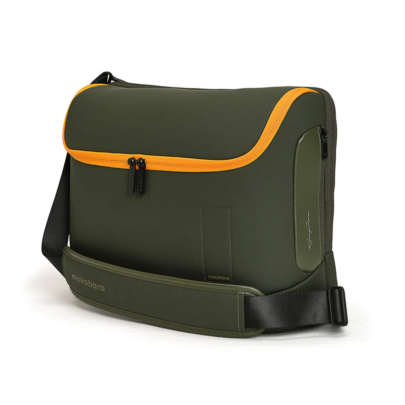Color_ {{ variants_option }} | The Transit Briefcase (v1.0)