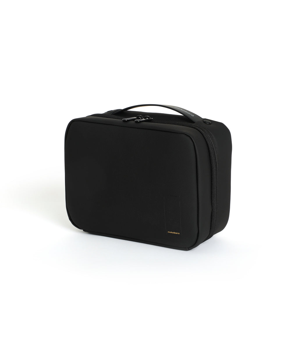 The Hanging Toiletry Bag